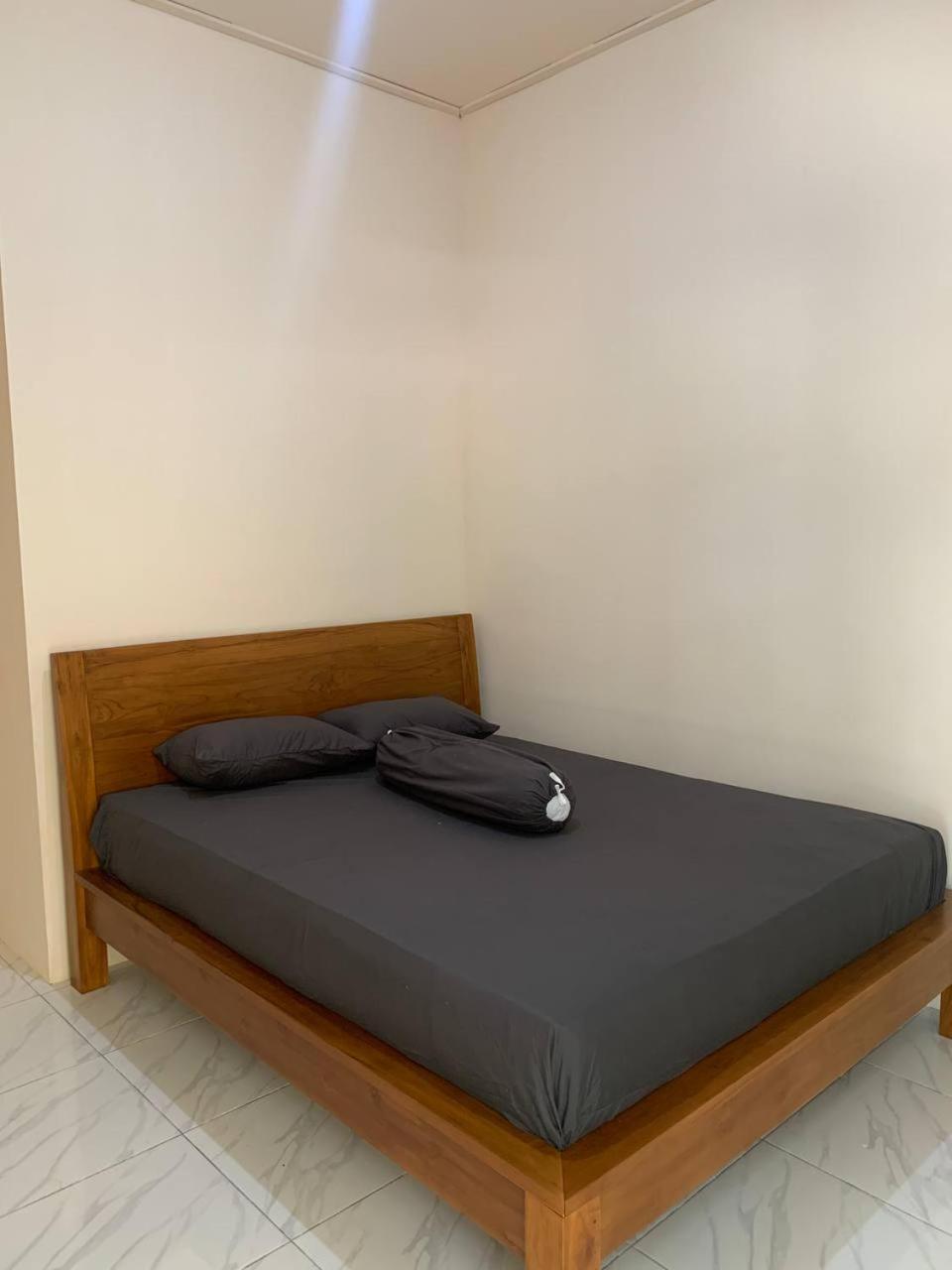 Dikky Guest House Near Bangsal And Sira Pemenang المظهر الخارجي الصورة