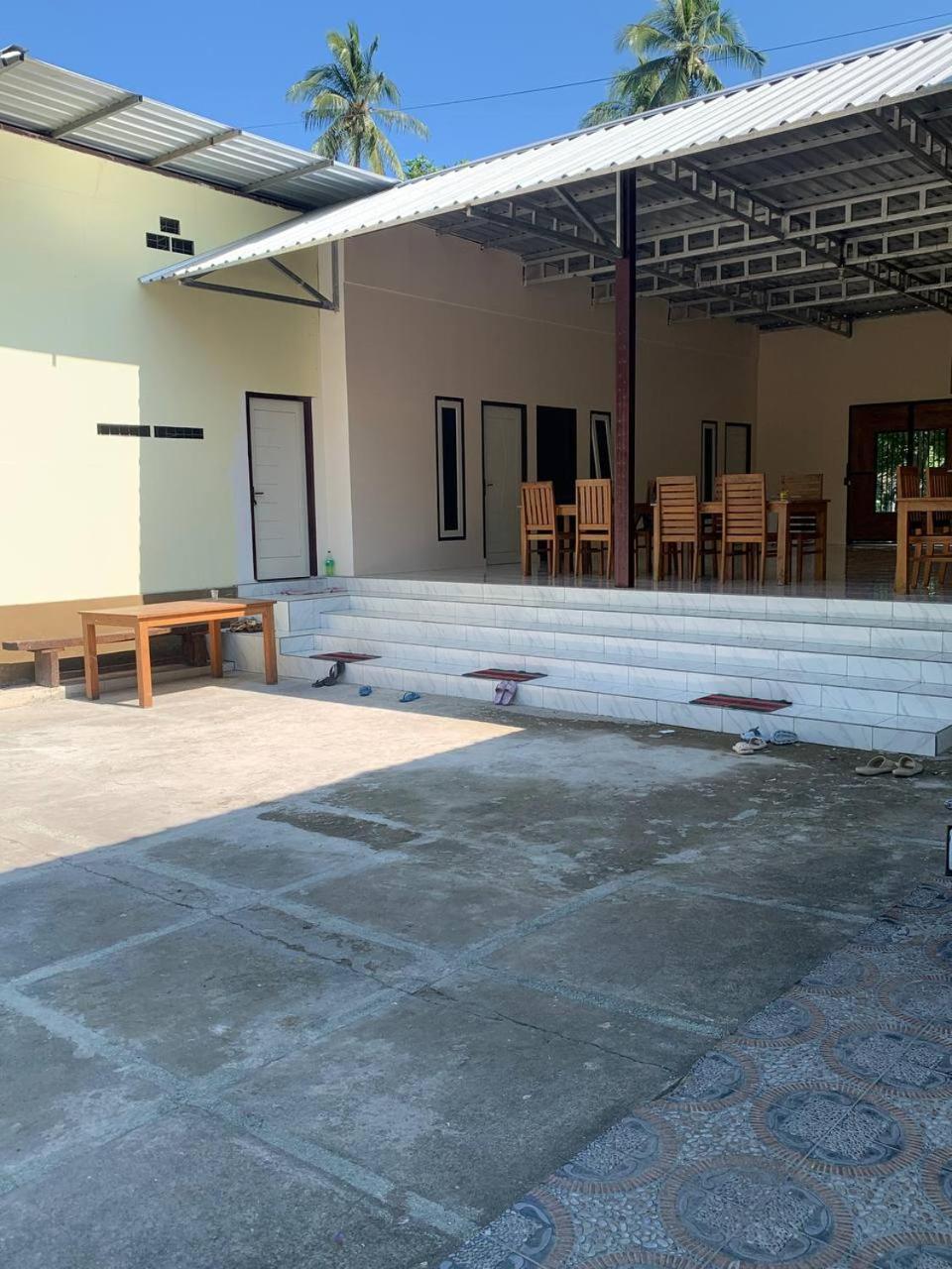 Dikky Guest House Near Bangsal And Sira Pemenang المظهر الخارجي الصورة