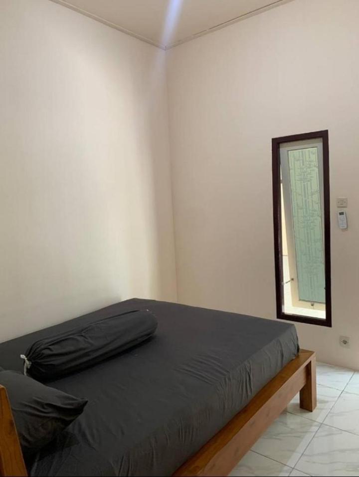 Dikky Guest House Near Bangsal And Sira Pemenang المظهر الخارجي الصورة